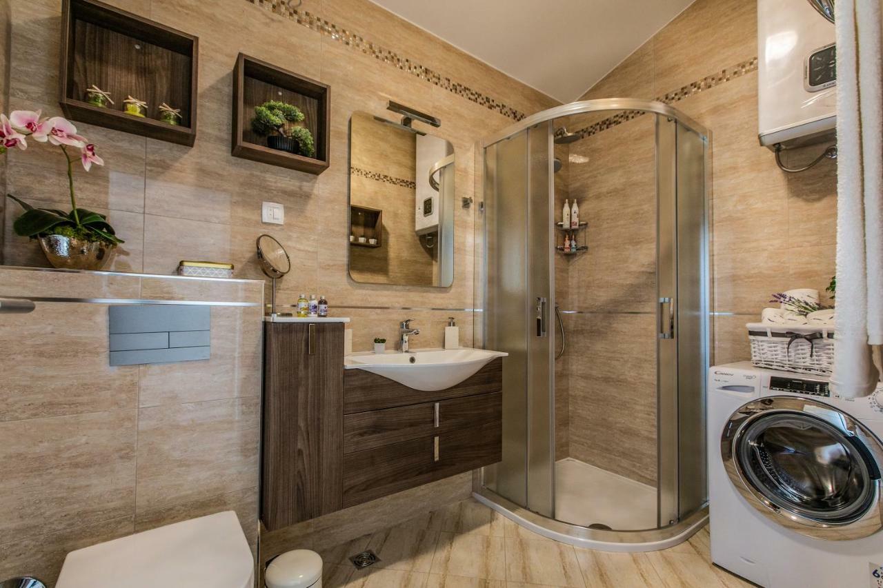 Sea Sparkle Luxury Apartment Split Buitenkant foto